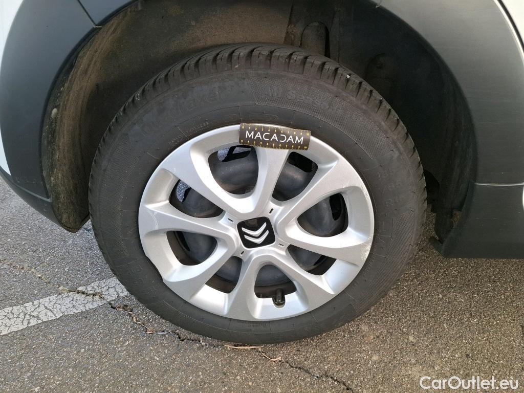  Citroen  C3  Société Feel 1.5 BlueHDI 100CV BVM6 E6d #4