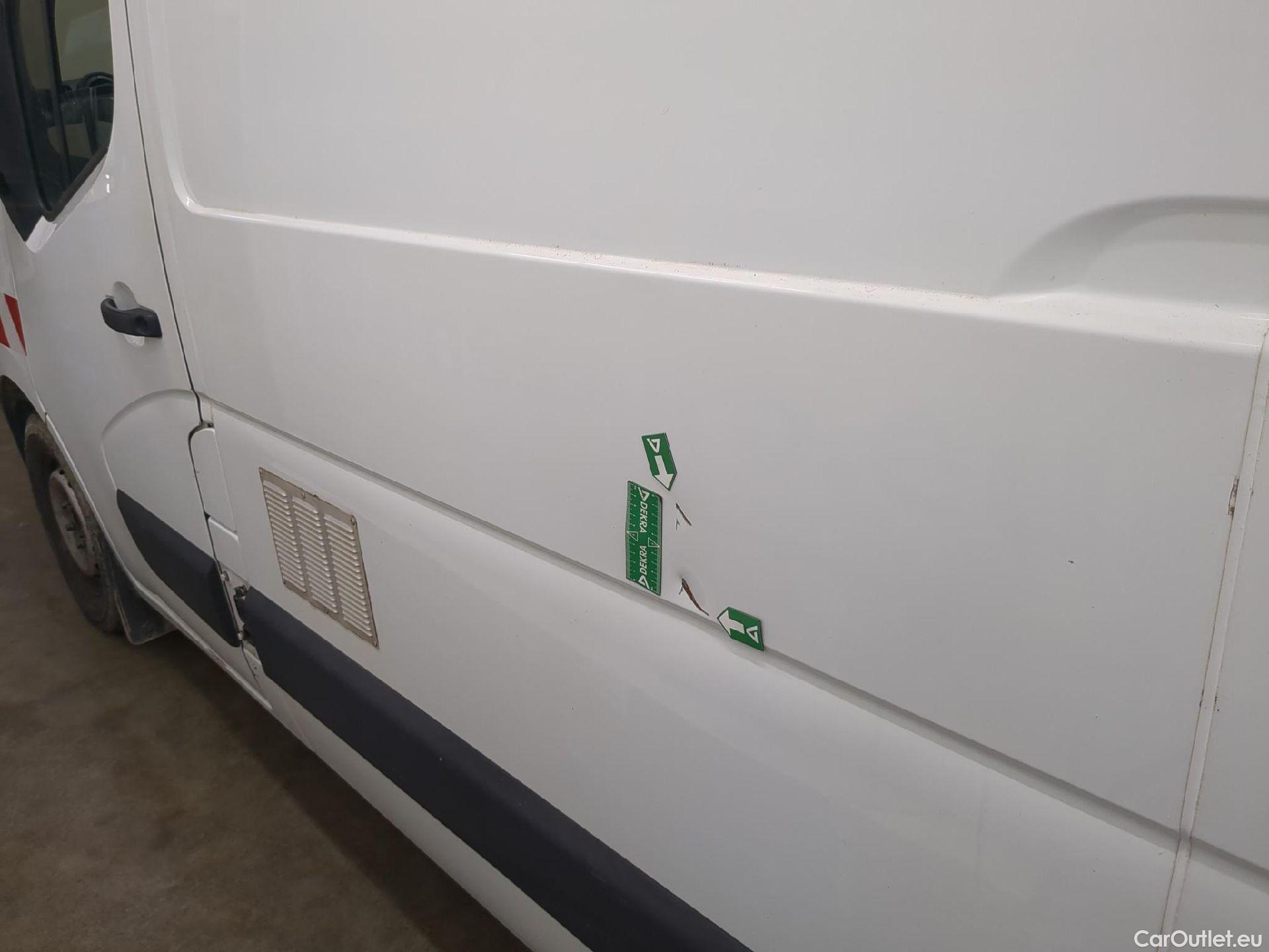  Renault  Master  Fourgon L2H2 3 5 Grand Confort dCi 130CV BVM6 E6 #72