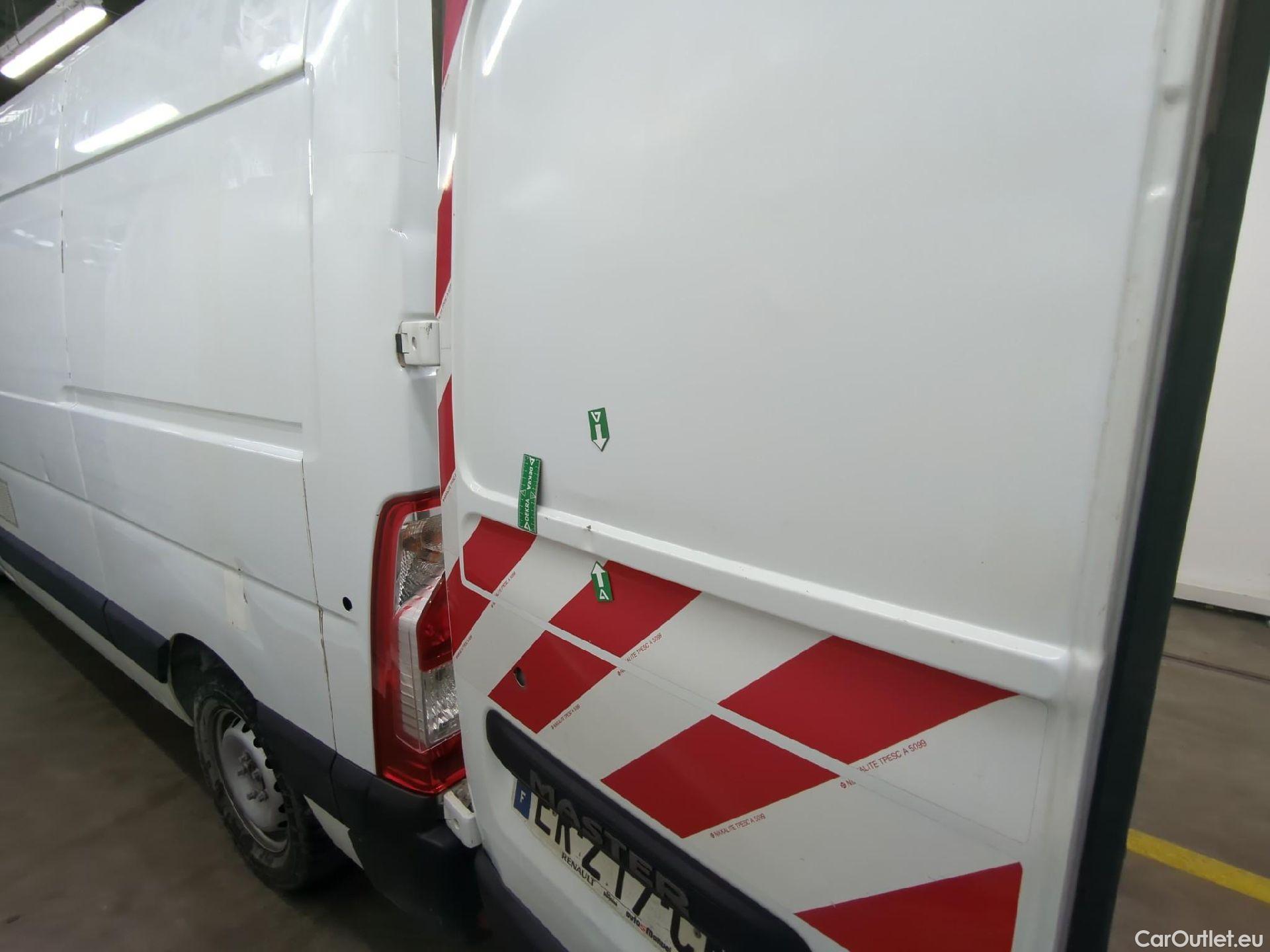  Renault  Master  Fourgon L2H2 3 5 Grand Confort dCi 130CV BVM6 E6 #86