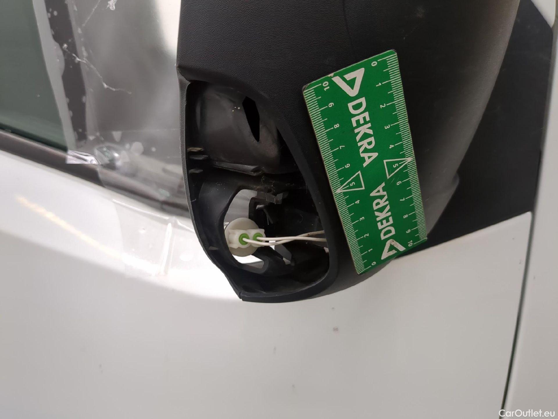  Renault  Master  Fourgon L2H2 3 5 Grand Confort dCi 130CV BVM6 E6 #32