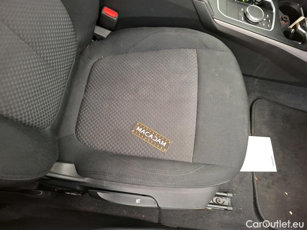  Bmw  Serie 1 Série 1 Berline 116 d Lounge 1.5 115CV BVA7 E6d #60