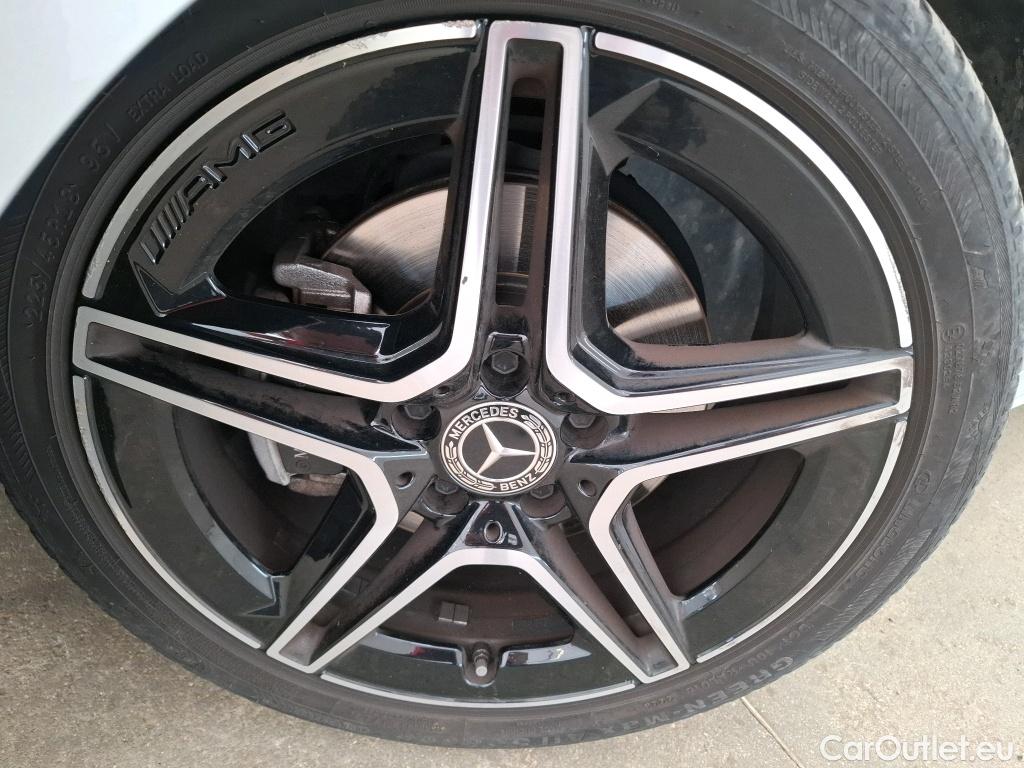  Mercedes  A-Klasse MERCEDES-BENZ Classe A Compact / 2018 / 5P / Berline A 180 AMG Line 7G-DCT #12