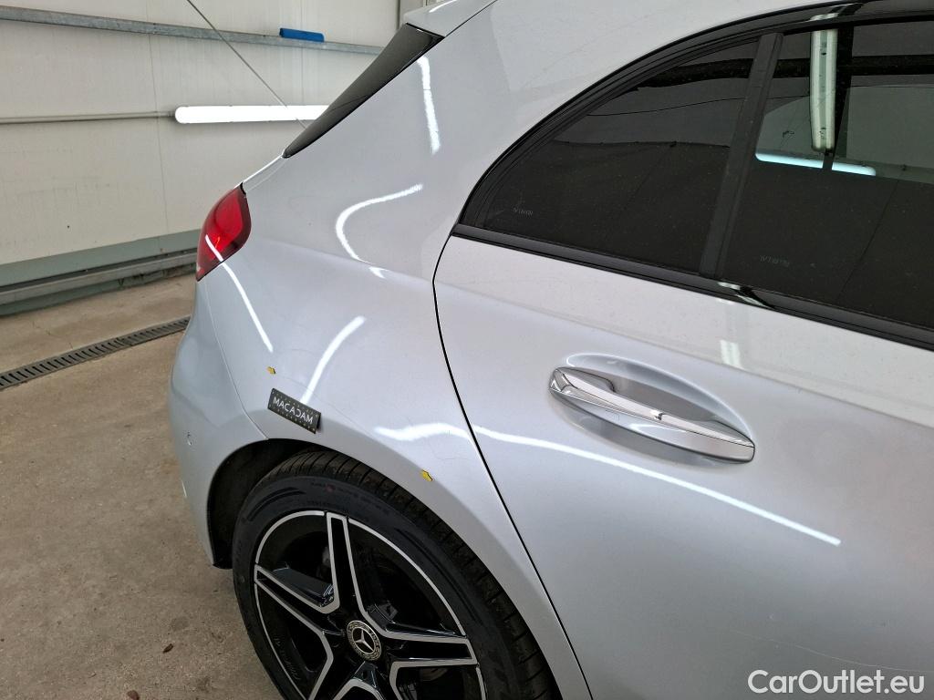  Mercedes  A-Klasse MERCEDES-BENZ Classe A Compact / 2018 / 5P / Berline A 180 AMG Line 7G-DCT #1