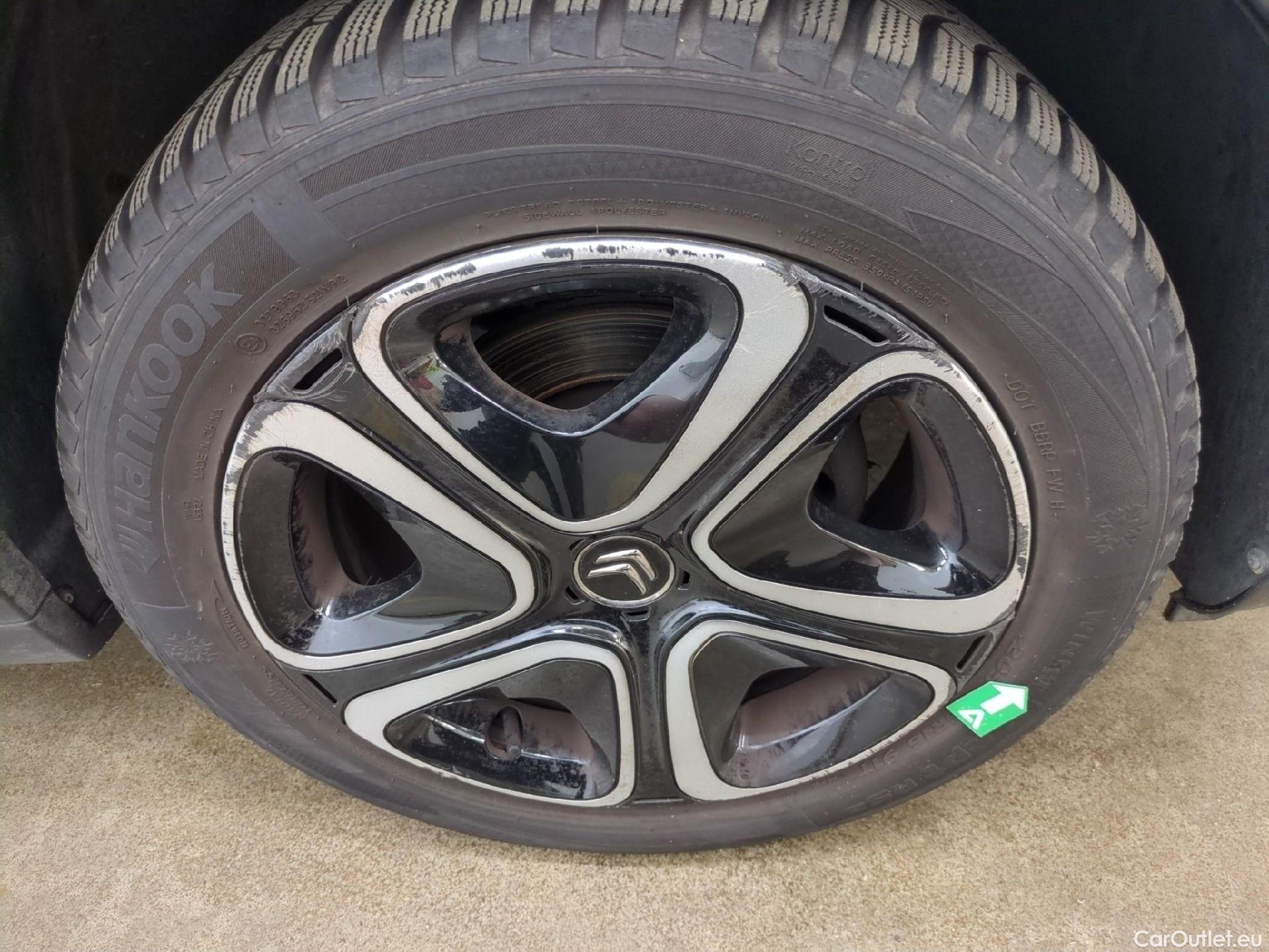  Citroen  C3  Shine 1.2 PureTech 110CV BVM5 E6 #1