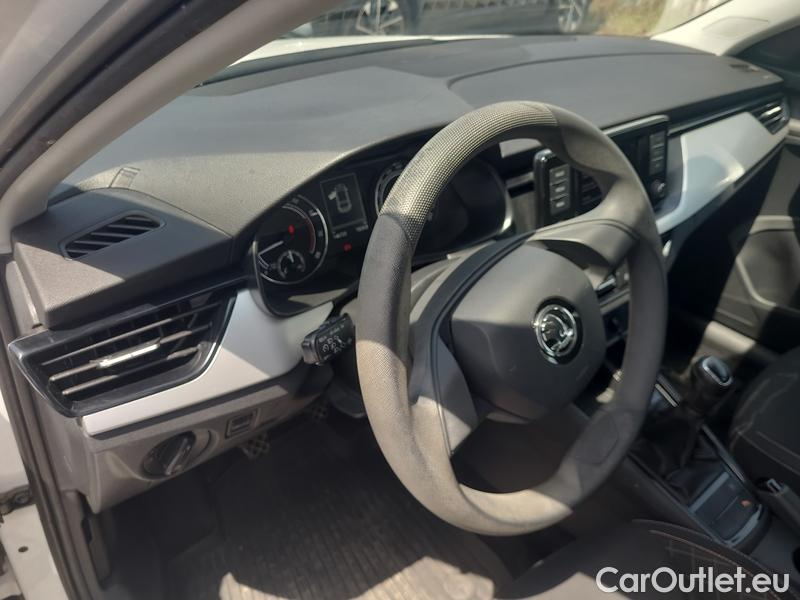  Skoda  Scala  (NW) (2019)  1.0TSI 81 Ambition 5d #11