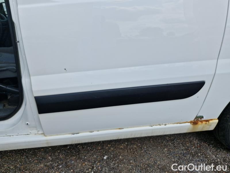  Toyota  Proace  (2016 ->)  D4D128 L 1.2L2H2 #16