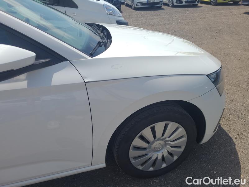  Skoda  Scala  (NW) (2019)  1.0TSI 81 Ambition 5d #25