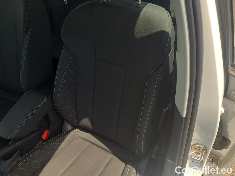  Skoda  Scala  (NW) (2019)  1.0TSI 81 Ambition 5d #10