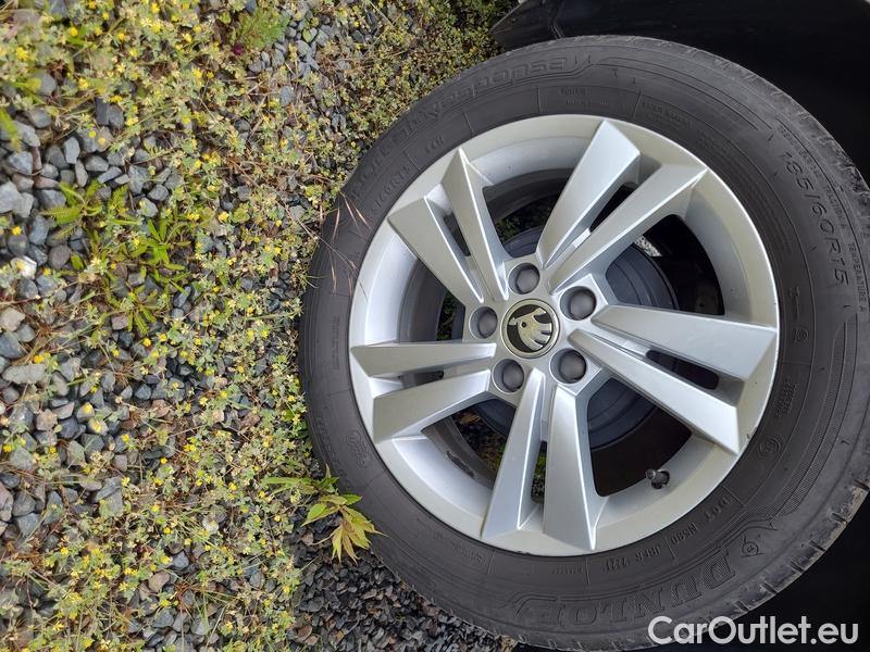  Skoda  Fabia  Combi (2015) Com.1.0TSI 70 Ambition 5d #1