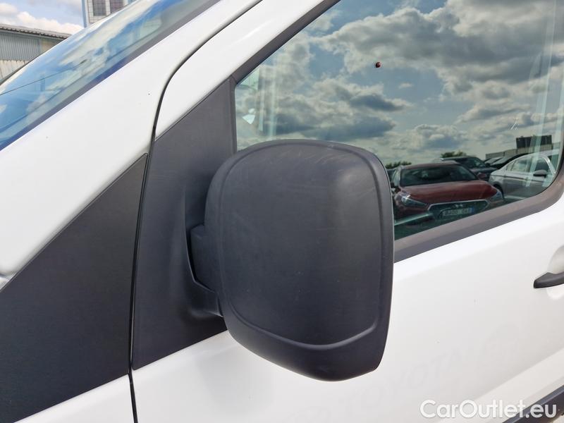  Toyota  Proace  (2016 ->)  D4D128 L 1.2L2H2 #9