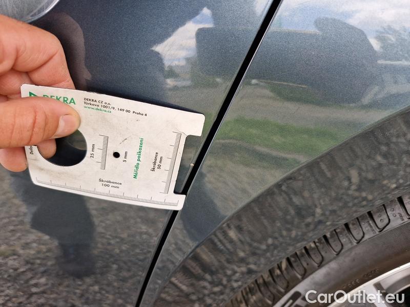  Skoda  Superb  Combi (3V5)(2015) Sup.Com.2.0TDI 140 L&K 4x4 AT #20