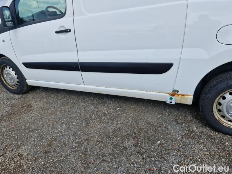  Toyota  Proace  (2016 ->)  D4D128 L 1.2L2H2 #10