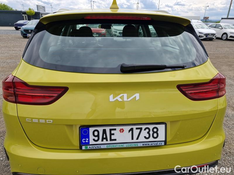  KIA  Cee'd Ceed Sportswagon (2018->) Ceed SW 1.5 T-GDI 118 Spin 5d #7
