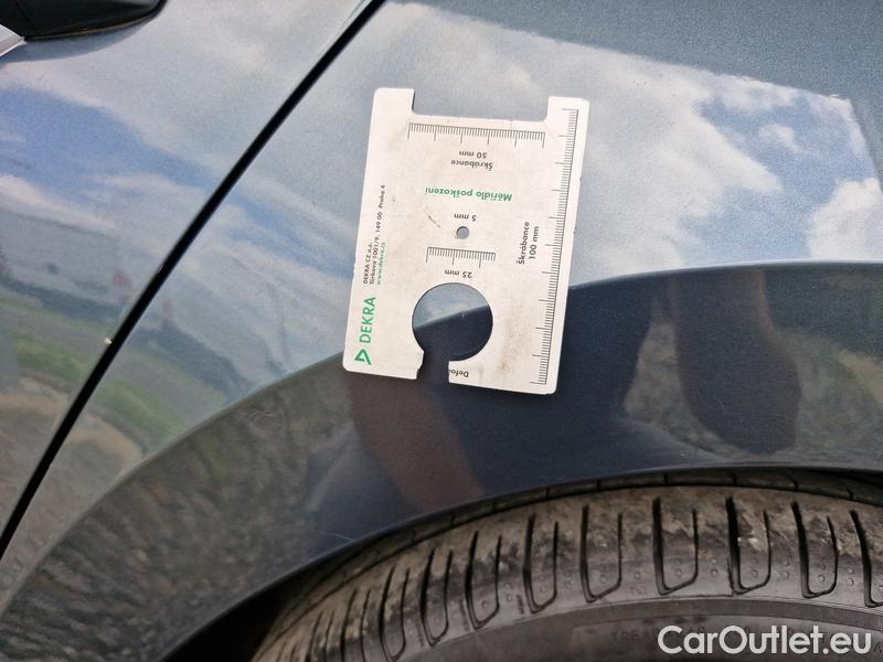  Skoda  Superb  Combi (3V5)(2015) Sup.Com.2.0TDI 140 L&K 4x4 AT #12