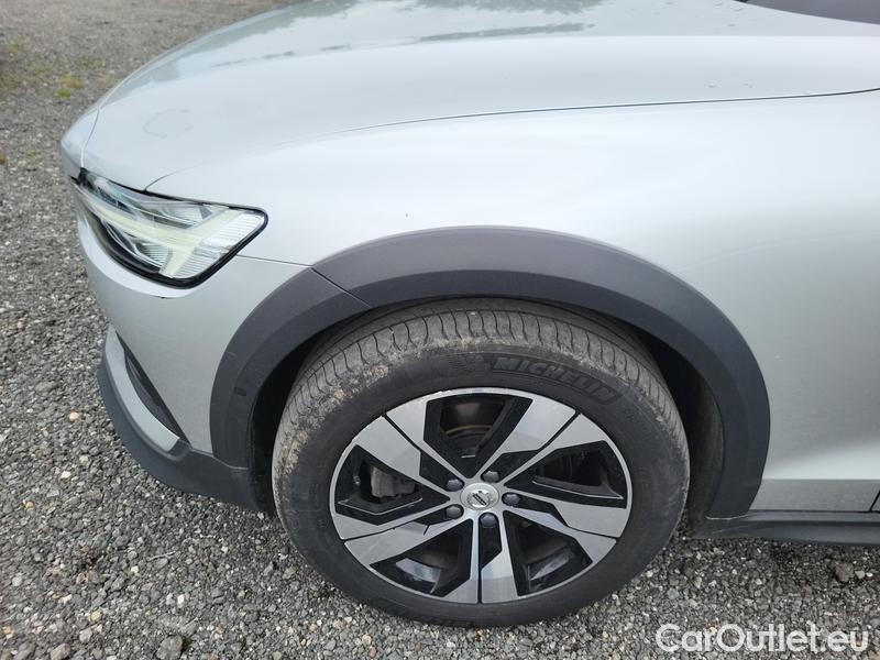  Volvo  V60 V 60 Kombi (2018->)  CC B4 D Pro AWD AT #3