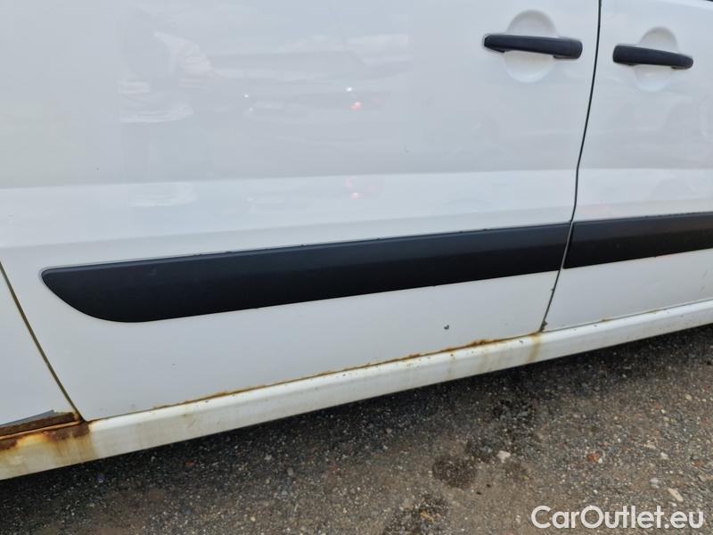  Toyota  Proace  (2016 ->)  D4D128 L 1.2L2H2 #32
