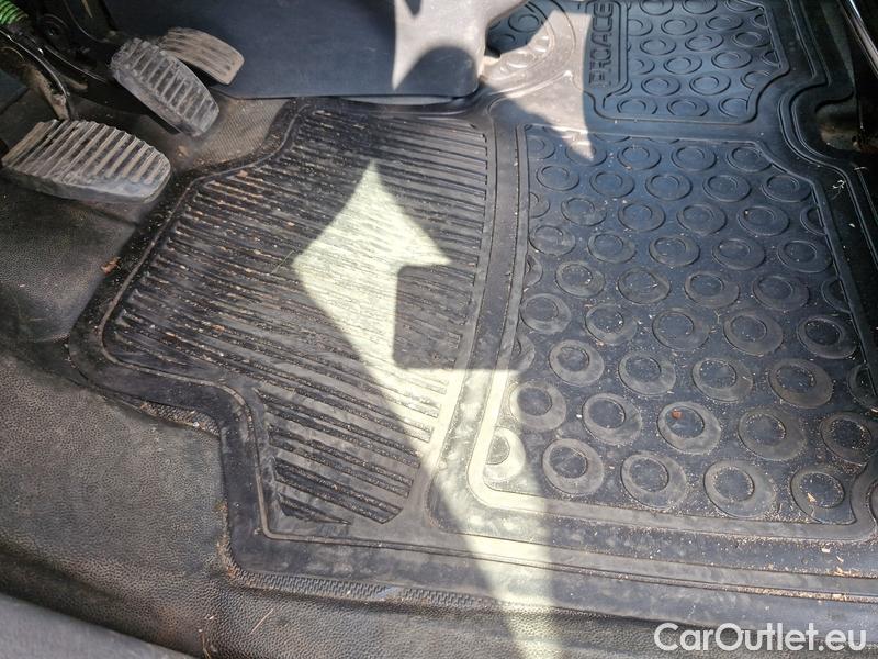  Toyota  Proace  (2016 ->)  D4D128 L 1.2L2H2 #48