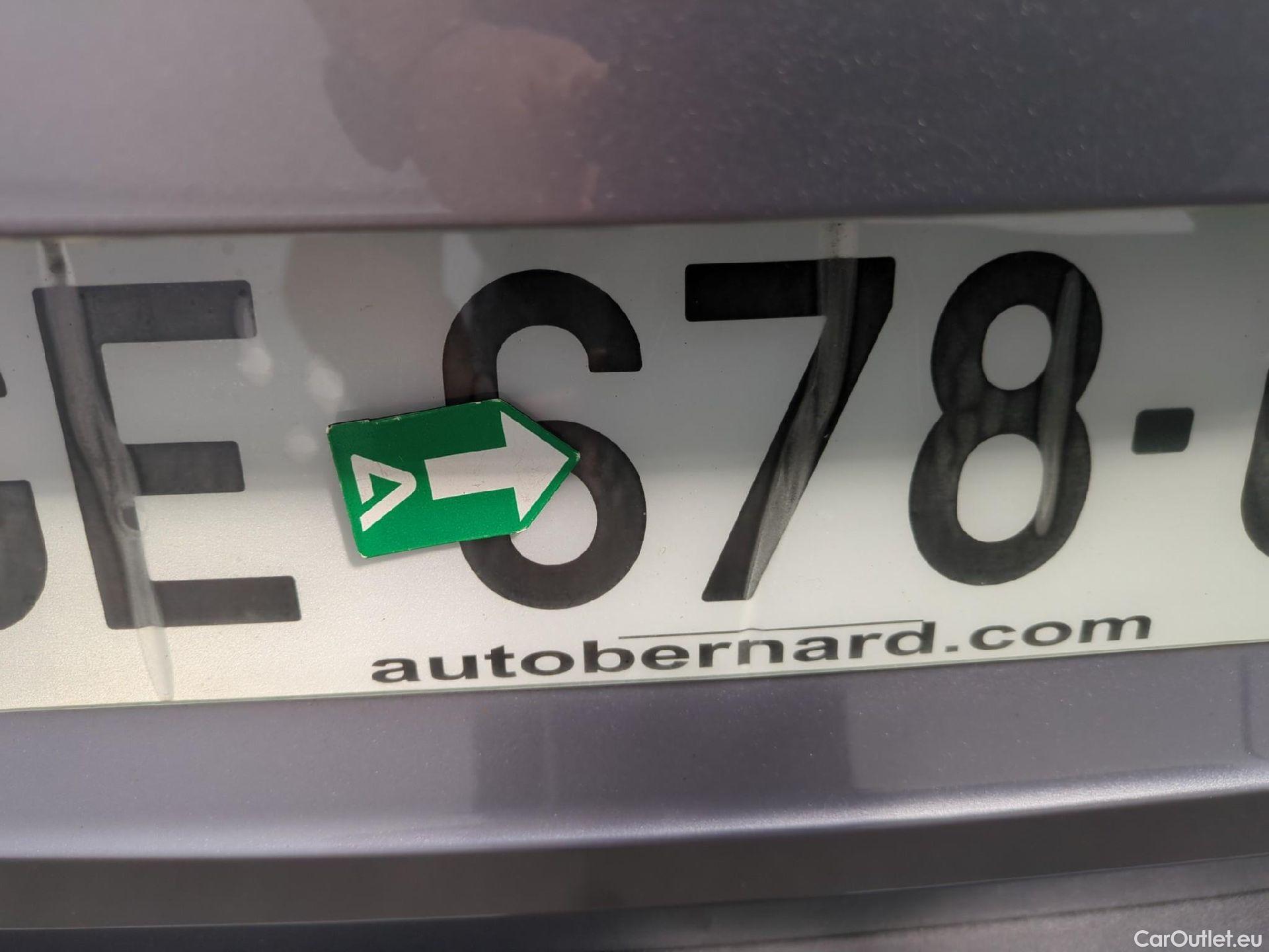  Peugeot  3008  Allure Pack 1.5 HDi 130CV BVA8 E6d #2