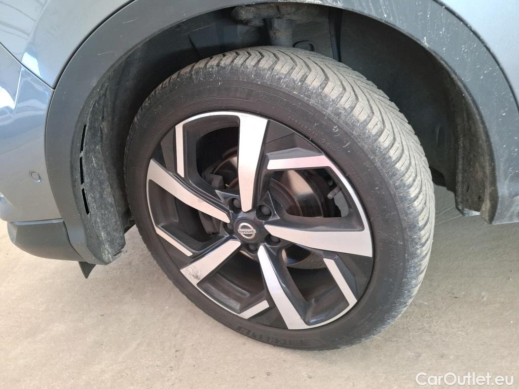 Nissan  Qashqai NISSAN  / 2017 / 5P / Crossover 1.3 DIG-T 140 Tekna #11