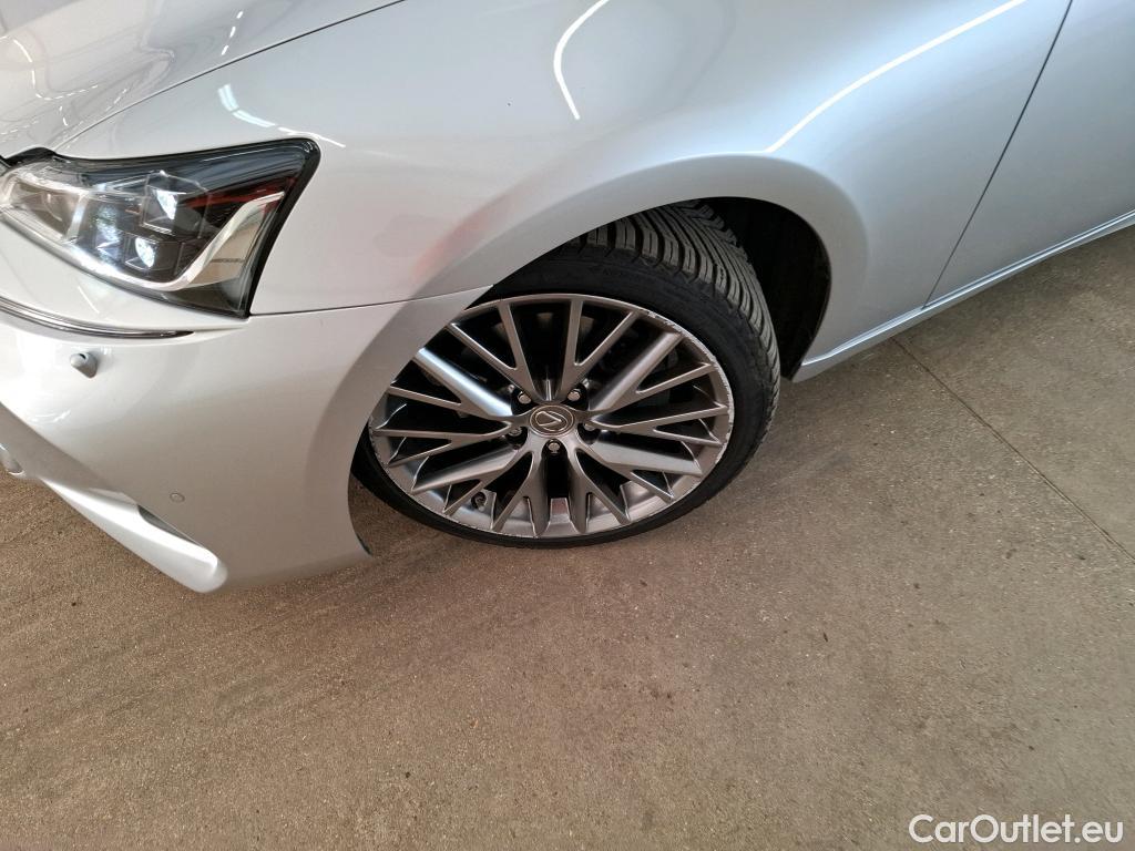  Lexus  IS LEXUS  / 2013 / 4P / Berline  300h Executive #17
