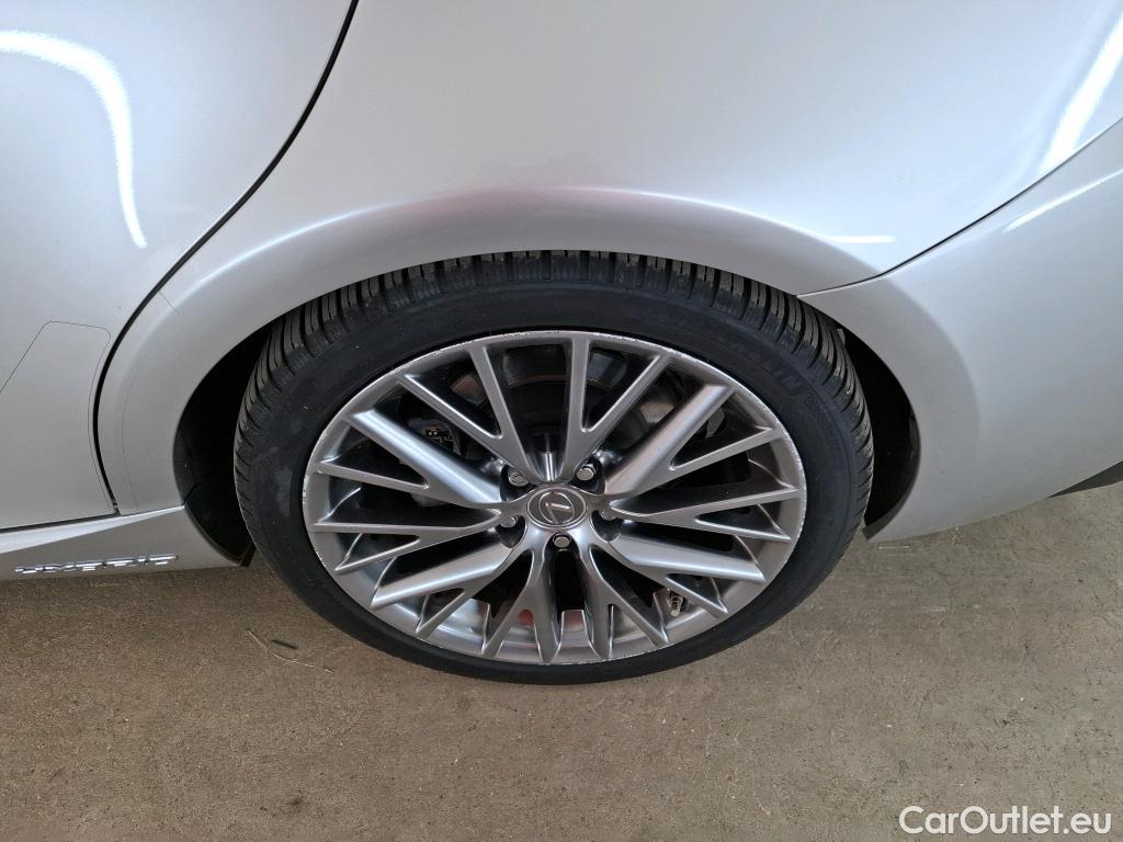  Lexus  IS LEXUS  / 2013 / 4P / Berline  300h Executive #8