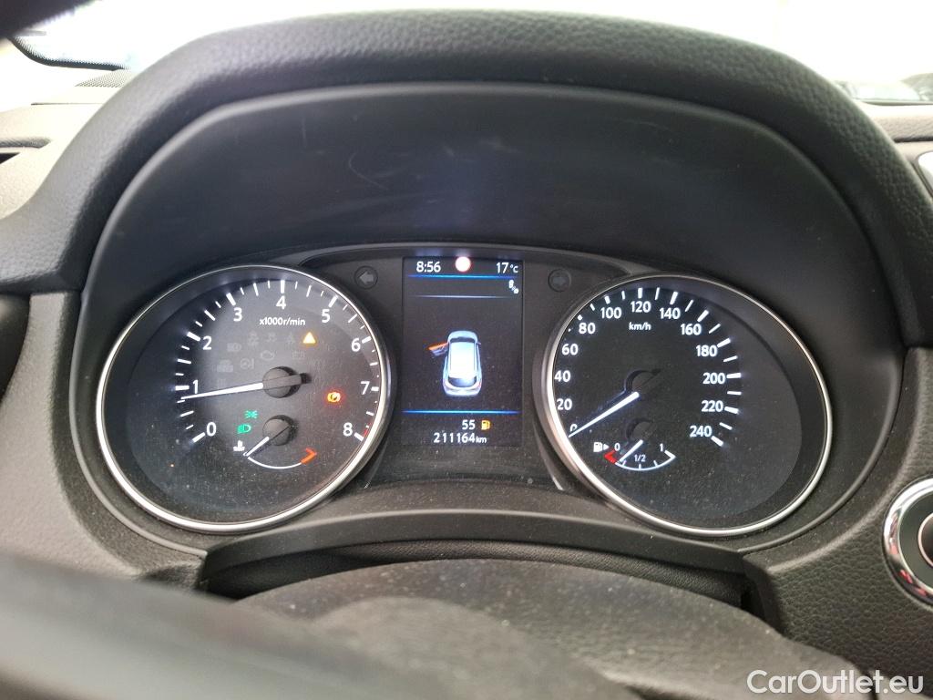  Nissan  Qashqai NISSAN  / 2017 / 5P / Crossover 1.3 DIG-T 140 Tekna #39