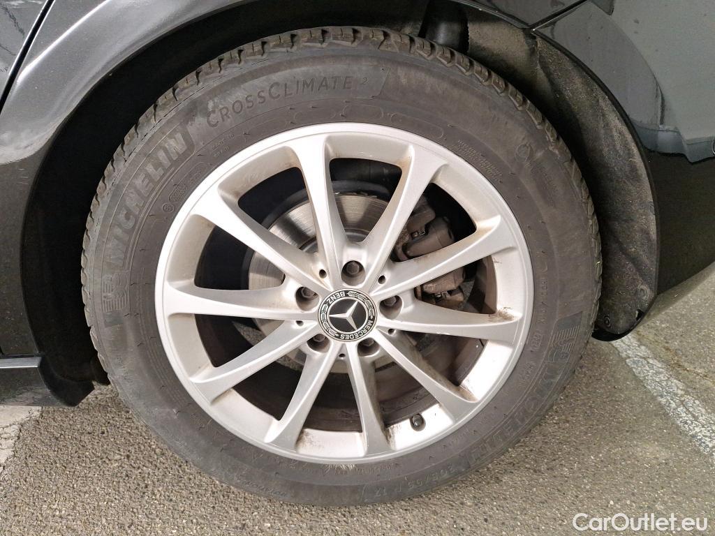  Mercedes  A-Klasse MERCEDES-BENZ Classe A Compact / 2018 / 5P / Berline A 200 d Business Line 8G-DCT #33