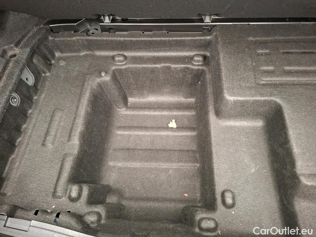  Mercedes  C-Klasse MERCEDES-BENZ Classe C Berline 4p Berline C 180 d Sportline #22