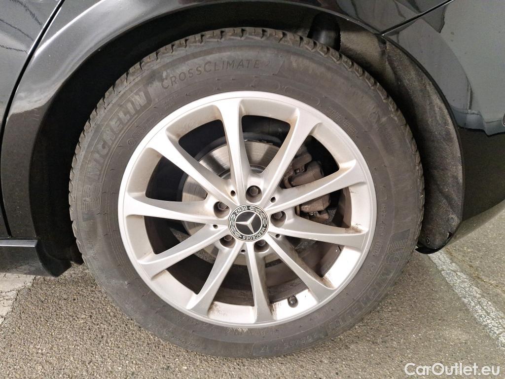  Mercedes  A-Klasse MERCEDES-BENZ Classe A Compact / 2018 / 5P / Berline A 200 d Business Line 8G-DCT #37