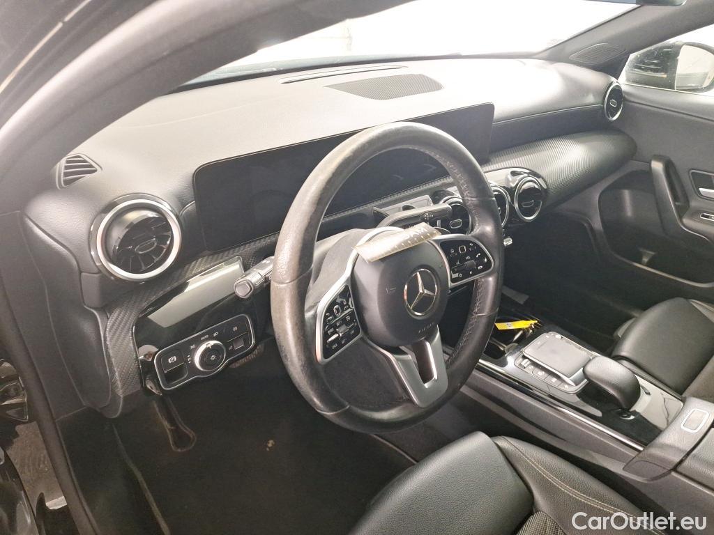  Mercedes  A-Klasse MERCEDES-BENZ Classe A Compact / 2018 / 5P / Berline A 200 d Business Line 8G-DCT #69