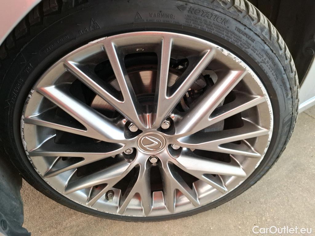  Lexus  IS LEXUS  / 2013 / 4P / Berline  300h Executive #18