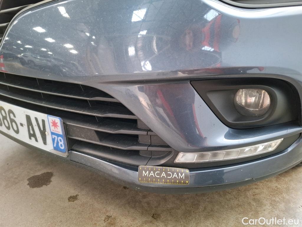  Renault  Clio RENAULT  / 2016 / 5P / Berline &Business dCi 90 #31
