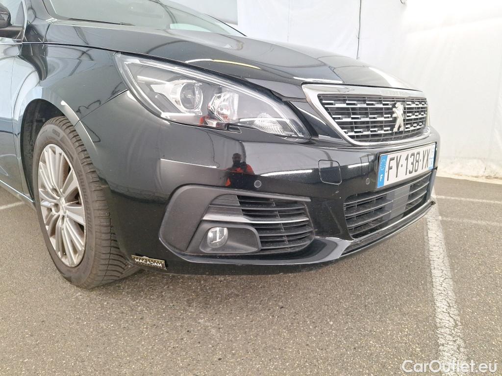  Peugeot  308  Allure Pack 1.2 PureTech 130CV BVM6 E6d #31