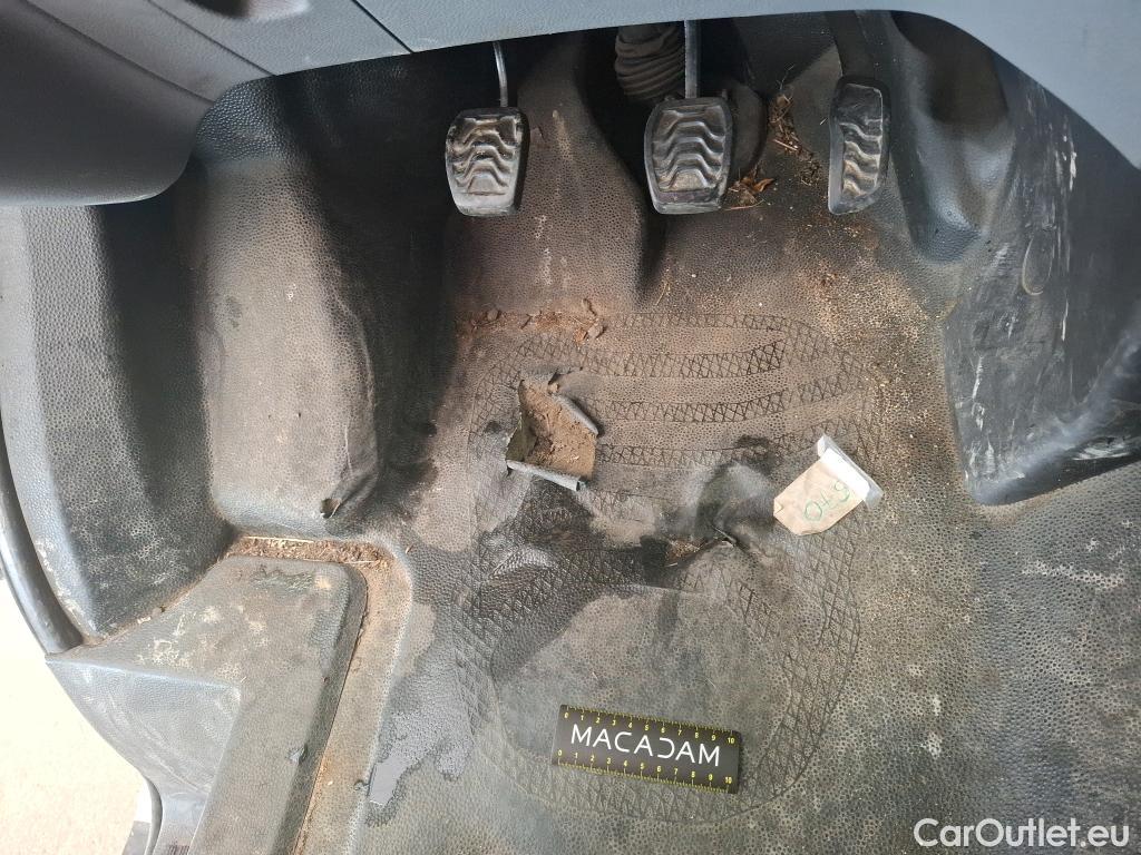  Ford  Transit  Fourgon 310 L3 Trend 2.2 TDCi 100CV BVM6 E5 #22