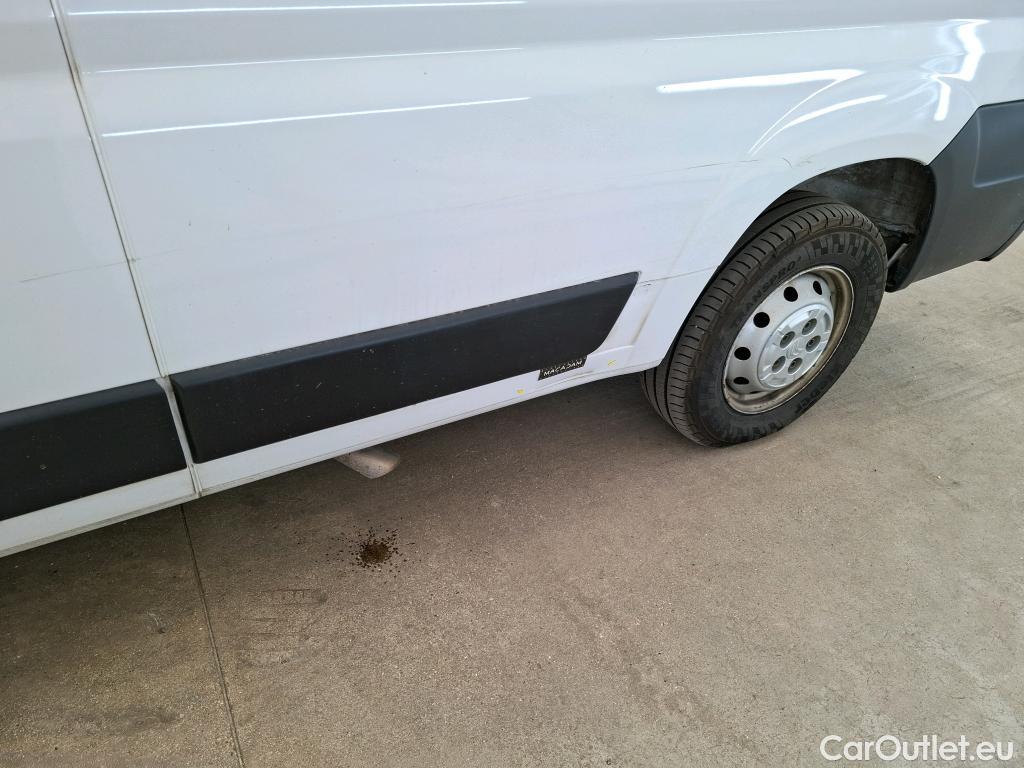  Citroen  Jumper CITROEN  / 2014 / 4P / Fourgon tôlé 33 L3H2 BlueHDi 140 S&S BVM6 Club #23