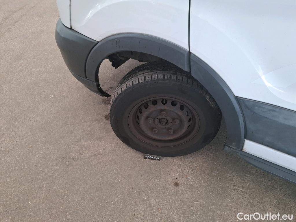  Ford  Transit  Fourgon 310 L3 Trend 2.2 TDCi 100CV BVM6 E5 #155