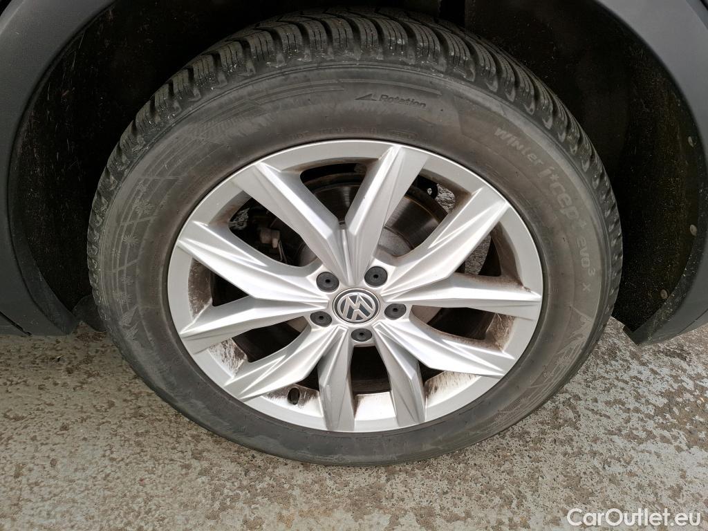  Volkswagen  Tiguan VOLKSWAGEN  5p SUV 2.0 TDI 150 DSG7 Carat BMT #9