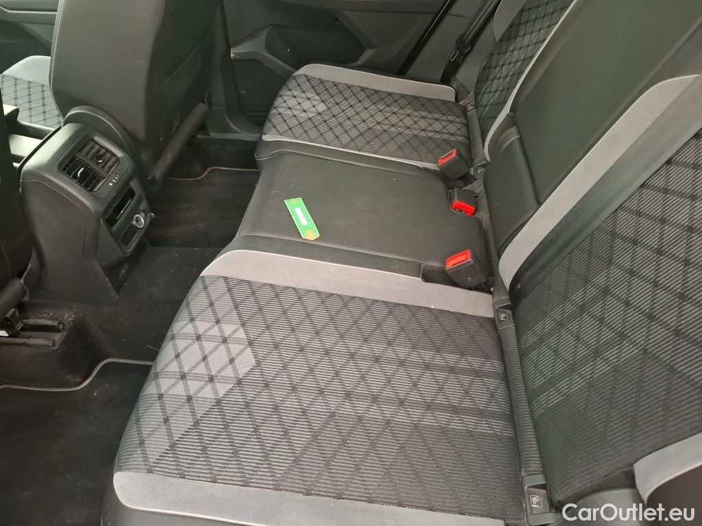  Volkswagen  Tiguan VOLKSWAGEN  / 2020 / 5P / SUV 2.0 TDI 150 DSG7 R-Line #10