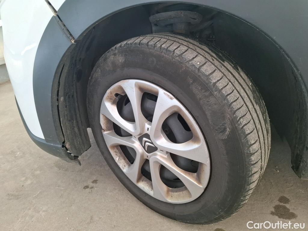 Citroen  C3  Société Feel 1.5 BlueHDI 100CV BVM5 E6dT #12