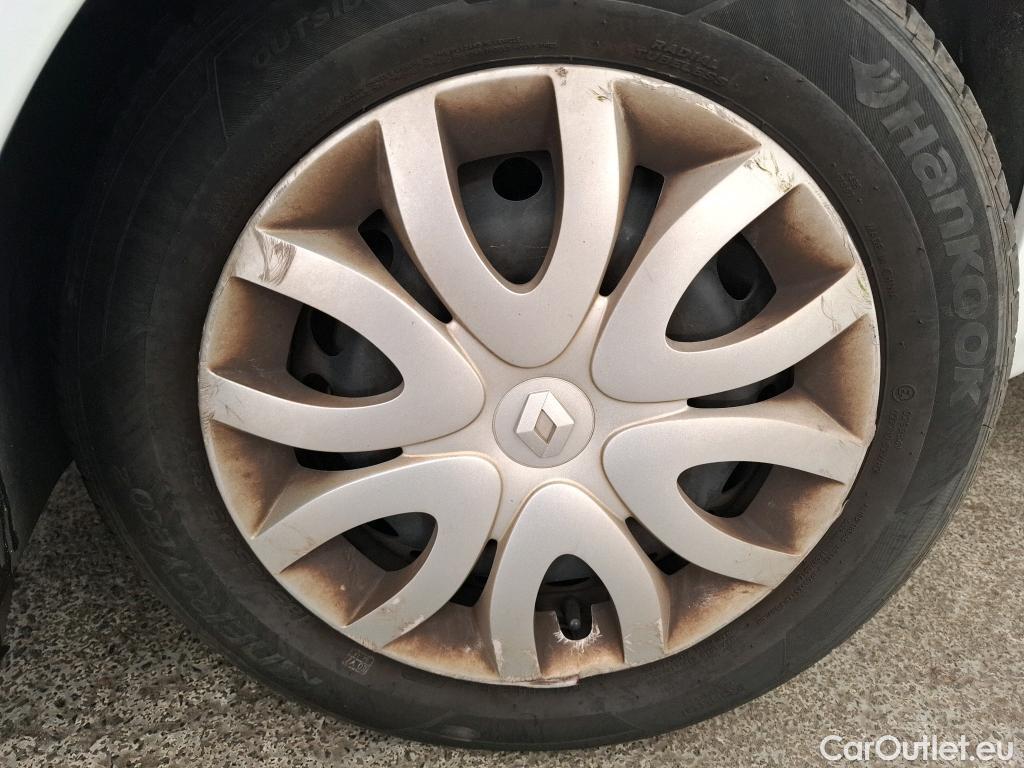  Renault  Clio RENAULT  Société VU 5p Berline Air Medianav dCi 75 - 18 #26