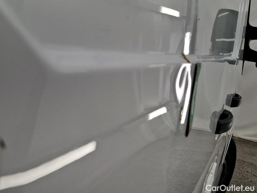  Renault  Master RENAULT  / 2019 / 4P / Fourgon tôlé FG Tr GCF F3500 L2H2 dCi 135 #3