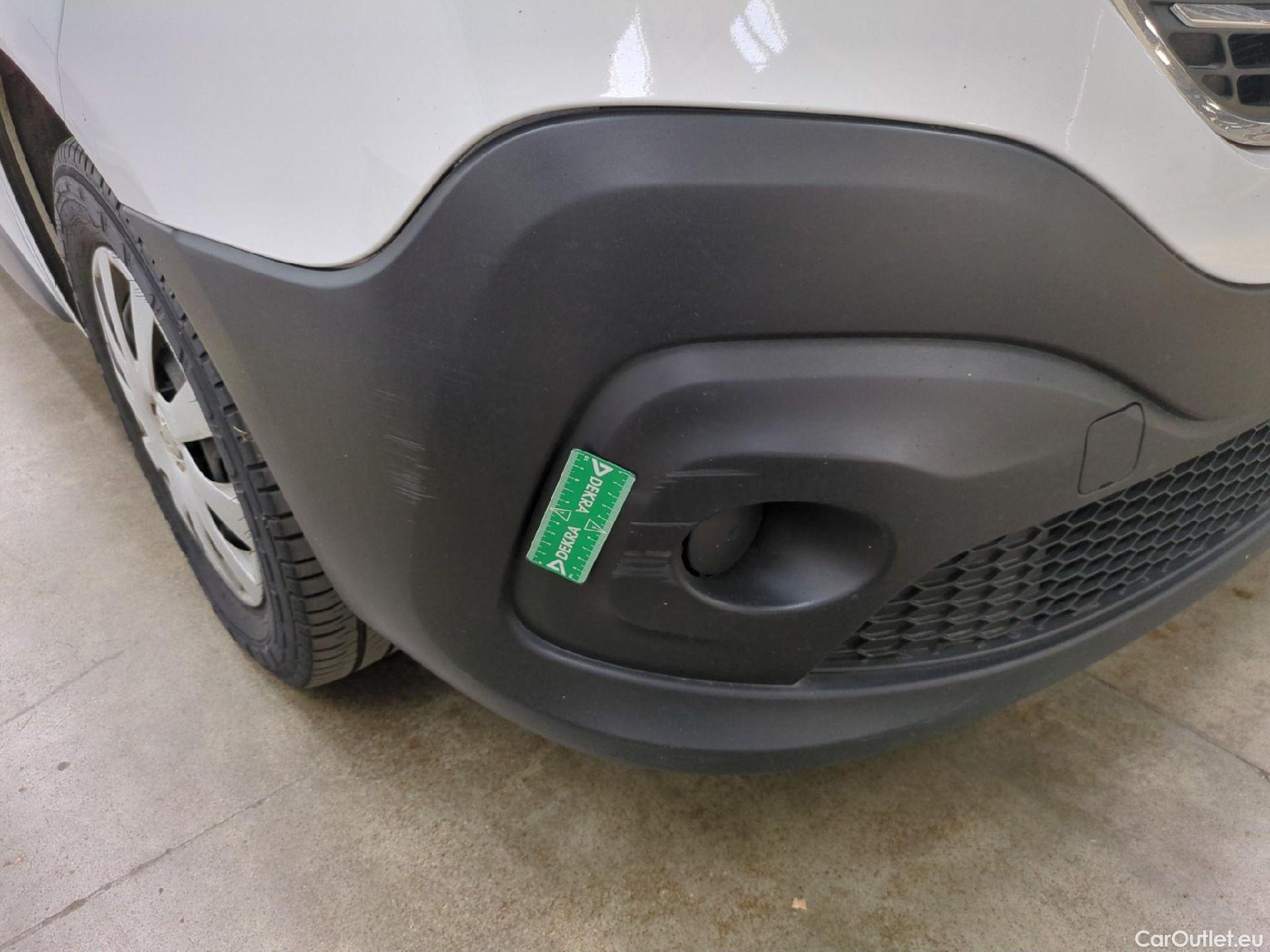 Renault  Trafic RENAULT  / 2019 / 4P / Fourgon tole NV FG GCF L2H2 1200 Energy dCi 145 #39
