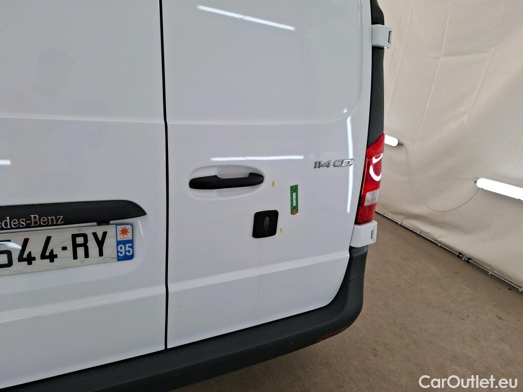  Mercedes  Vito MERCEDES-BENZ  Compact / 2020 / 4P / Fourgon tôlé 114 CDI Fourgon CP PRO #3