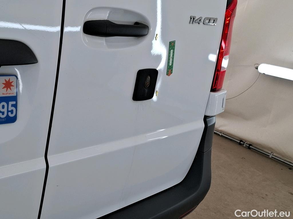  Mercedes  Vito MERCEDES-BENZ  Compact / 2020 / 4P / Fourgon tôlé 114 CDI Fourgon CP PRO #4