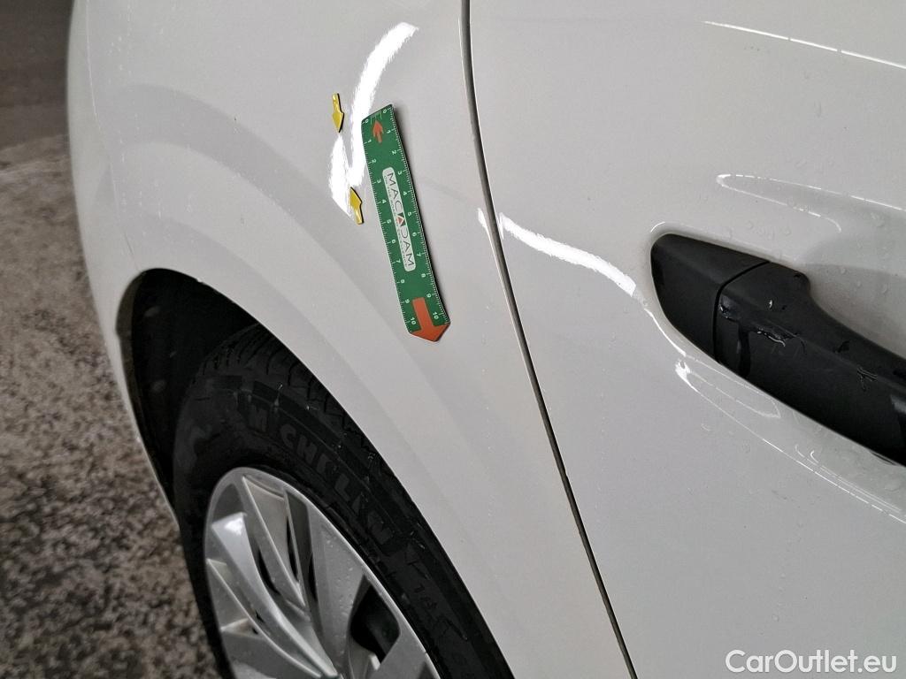  Peugeot  208  Premium 1.5 HDi 100CV BVM6 E6d #14
