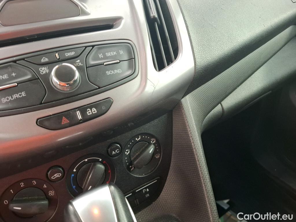  Ford  Transit Connect FORD  VU 4p Fourgonnette 1.5 EcoBlue 120 auto L2 CHARGE AUG.TREND #24