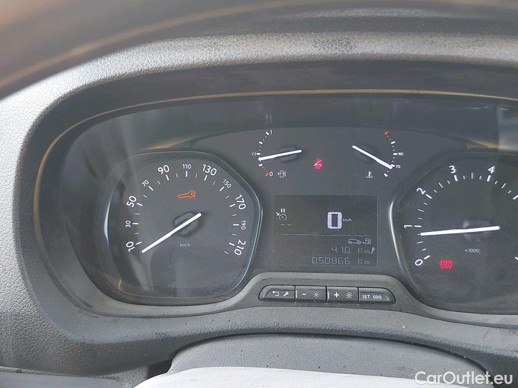  Land Rover  Discovery FIAT Scudo / 2021 / 4P / furgón Furgón L2 100cv MT5 (AC) #44