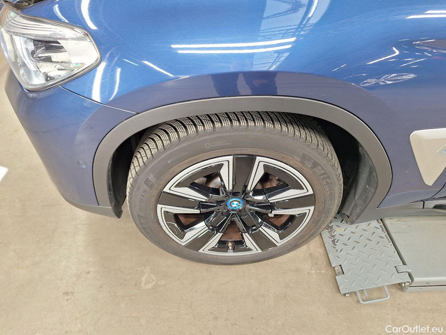  Bmw  iX3 BMW,  '20 BEV, BMW  sDrive35 5d #30