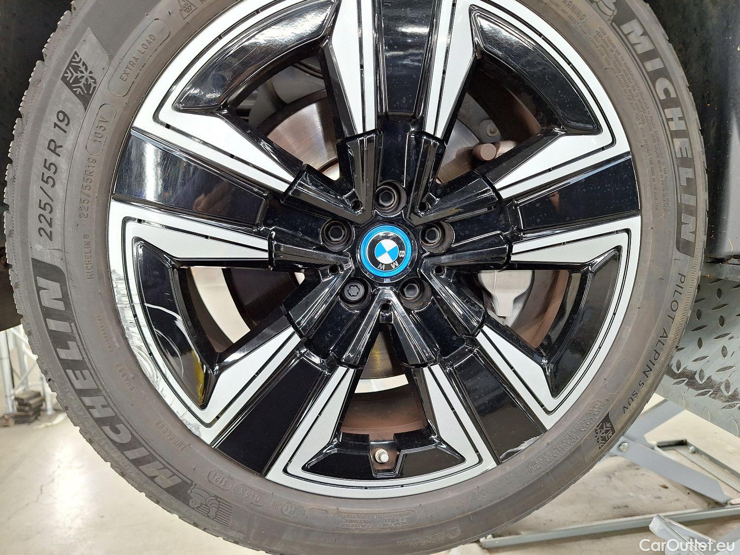  Bmw  iX3 BMW,  '20 BEV, BMW  sDrive35 5d #4