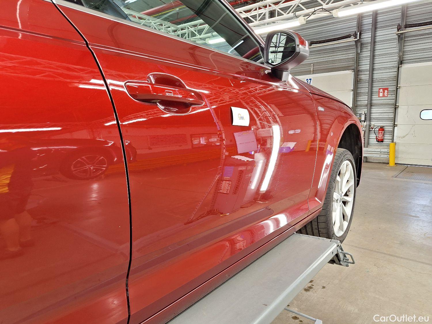  Audi  A4 Audi,  Berline '15, Audi  2.0 40 TDi 140kW S tr Qu Sport Buss Ed 4d #10